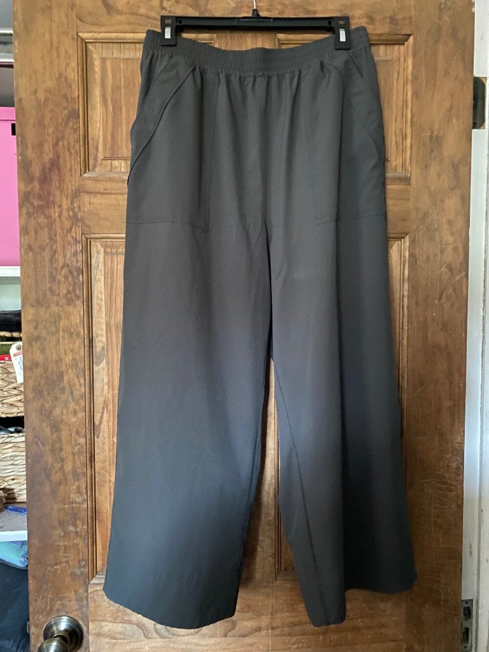 Old Navy stretch tech wide leg crop pant